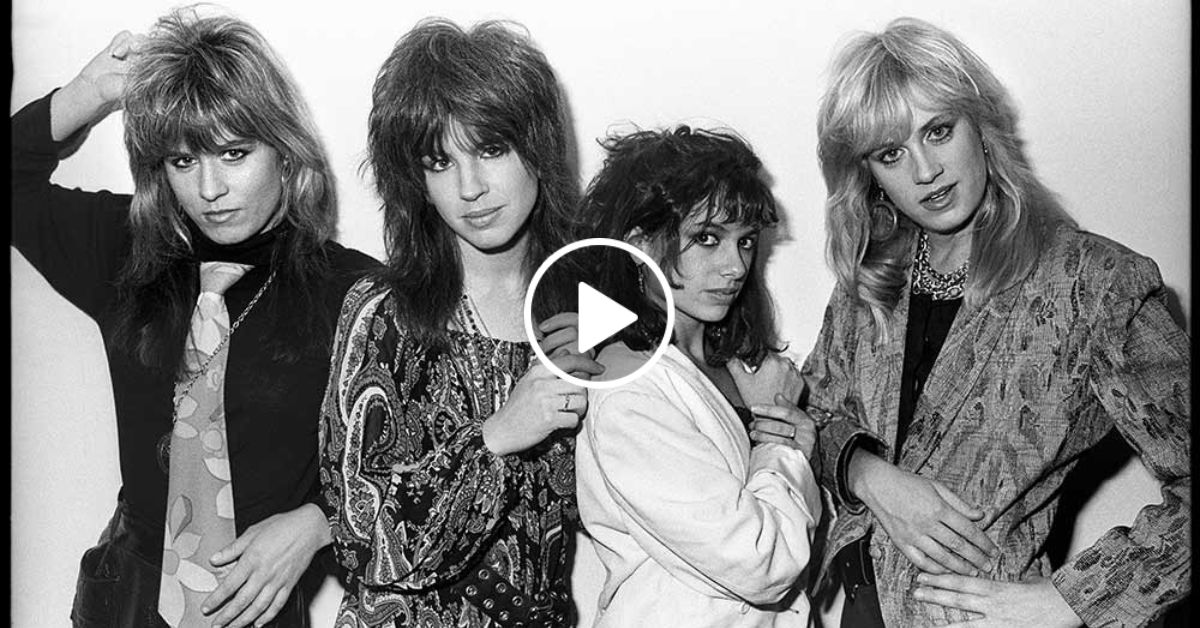 The Bangles - Walk Like an Egyptian - Music Legend